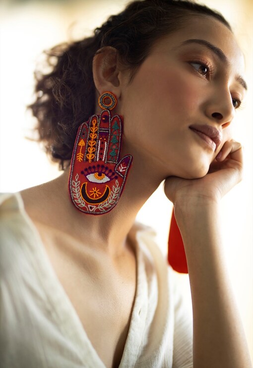 garment image