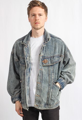 VINTAGE DENIM JACKET