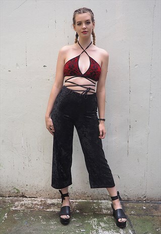 BLOOD THIRSTY WRAP TOP