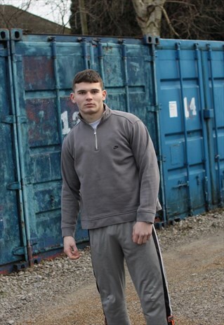 VINTAGE GREY NIKE 1/4 ZIP SWEATSHIRT