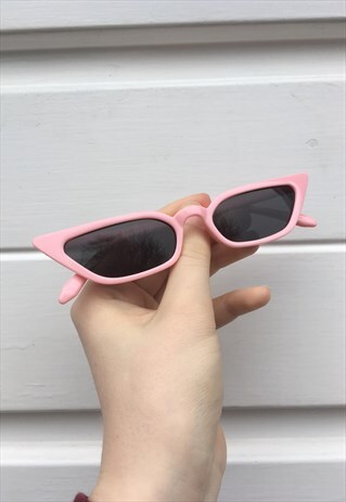 WOMENS VINTAGE 90S CAT EYE PINK THIN POINTY SUNGLASSES