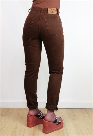 VINTAGE 90'S VALENTINO HIGH WAIST MOM JEANS IN BROWN