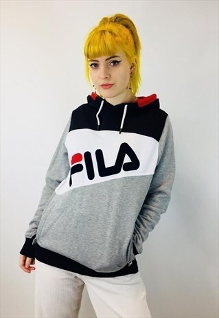 VINTAGE FILA 90'S SPELL OUT HOODIE