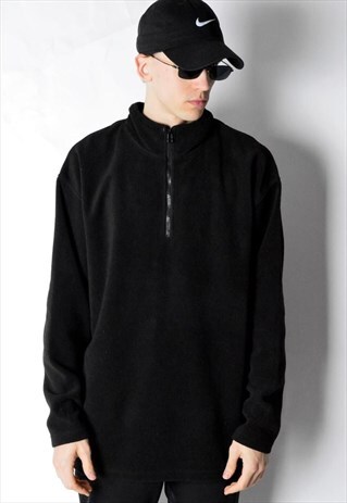 BLACK MINIMALIST 1/3 ZIPPER FLEECE JUMPER