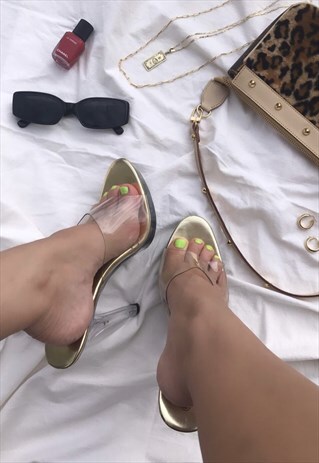 VINTAGE 90S GOLD & CLEAR PVC SLIP ON STRIPPER PLATFORM HEELS