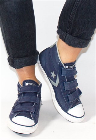 VINTAGE VELCRO 90'S CONVERSE TRAINERS
