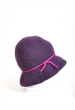 Vintage 90s hand knit bucket hat