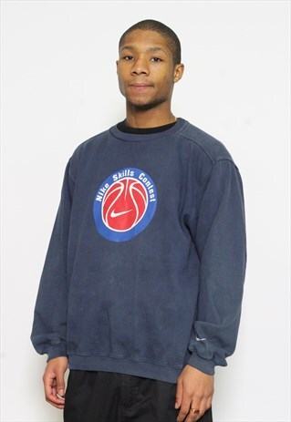 VINTAGE NIKE BASKETBALL SWEATSHIRT