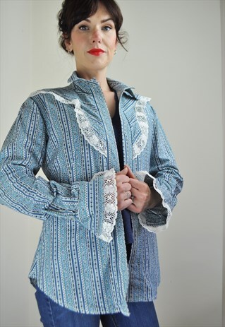 BLUE LACE CUFFED SHIRT
