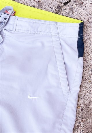 VINTAGE NIKE SHORTS SPORTS BEIGE XL