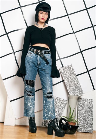 90S VINTAGE DESTROYED CROPPED JEANS W FRAYED HEMS