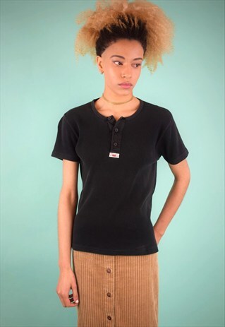 VINTAGE 90'S LEVI'S T-SHIRT