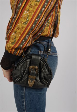 VINTAGE 80S BLACK PATCHWORK WESTERN LEATHER CROSSBODY BAG