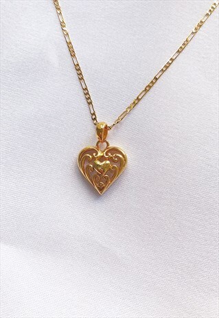 HEART NECKLACE