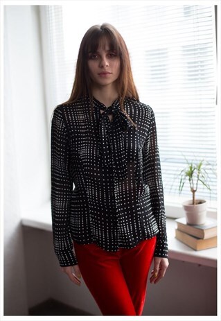 VINTAGE 70'S BLACK GEOMETRIC SHAPES PRINT BOW BLOUSE