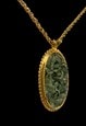 70'S VINTAGE GOLD METAL WOVEN CHAIN GREEN STONE PENDANT