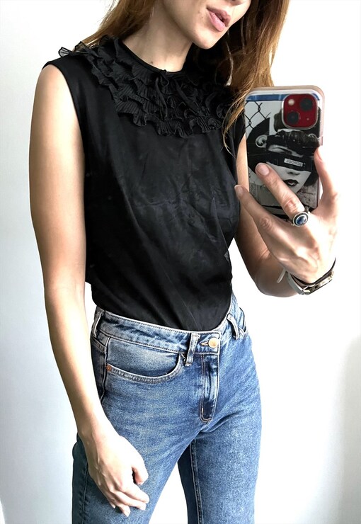 garment image