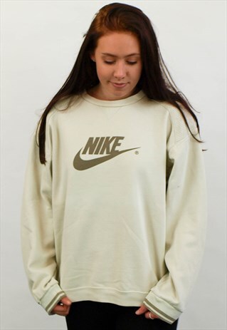 VINTAGE NIKE SWEATER