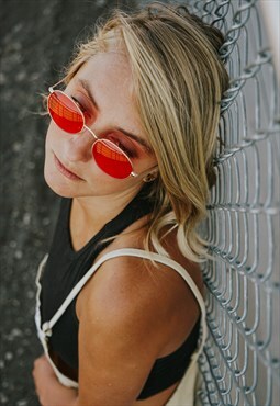 Oval Sunglasses in Silver frame with Red lenses