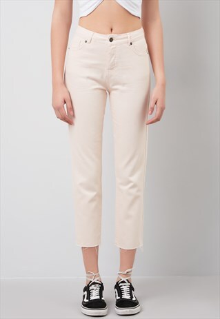 RAW HEM BOYFRIEND JEANS