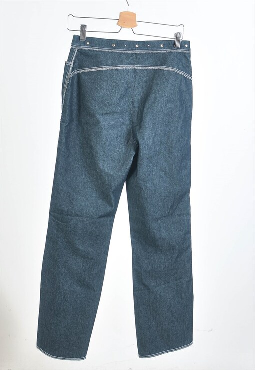 garment image