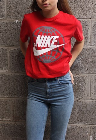 RED NIKE T-SHIRT