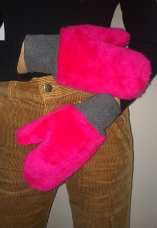 VINTAGE 90' BEAUTIFUL UNISEX NEON PINK GLOVES