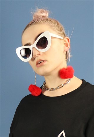 FLUFFY POMPOM EARRINGS IN RED