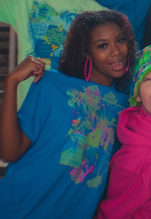 garment image