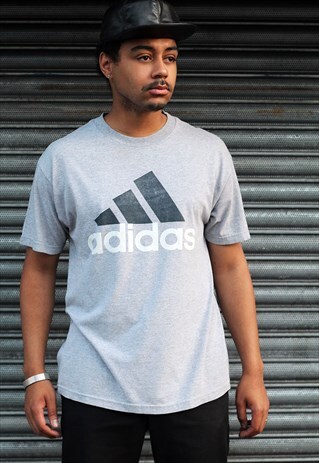 VINTAGE ADIDAS LOGO T-SHIRT