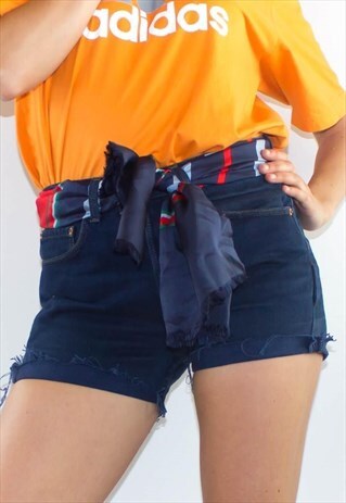 VINTAGE 80'S NAVY BLUE BUTTON FLY LEVI SHORTS
