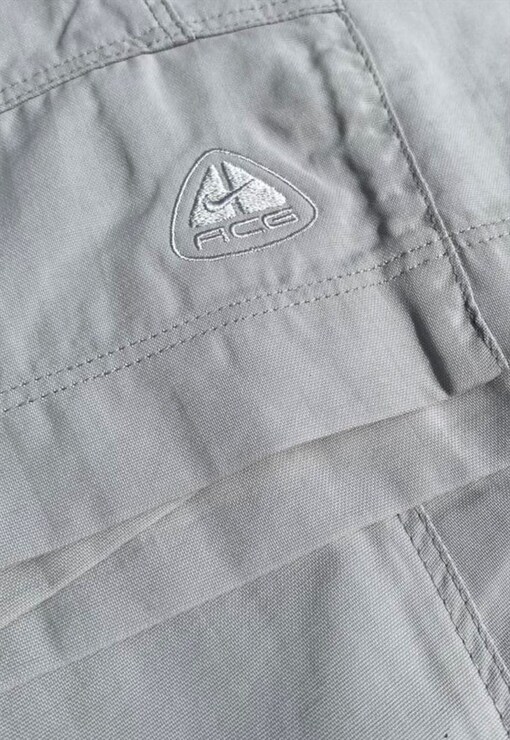 garment image