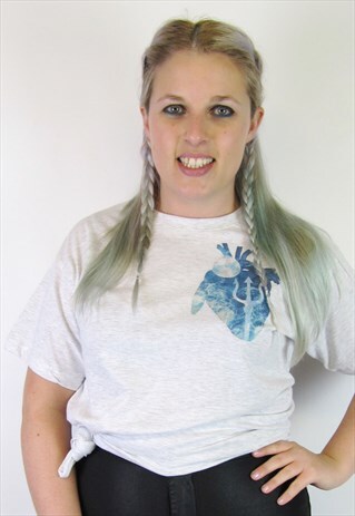 MERMAID HEART ASH GREY POCKET TEE
