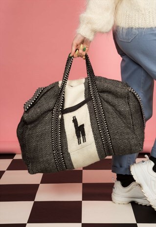 VINTAGE BLACK & WHITE AZTEC PATTERN HOLDALL WEEKEND BAG