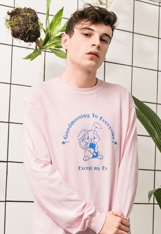 LONG SLEEVE GRAPHIC T-SHIRT IN PINK
