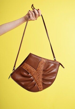 COOL VINTAGE 80'S FAUX LEATHER PETITE SHOULDER BAG