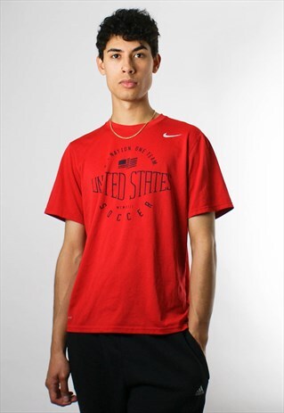 VINTAGE NIKE SPORTS T SHIRT, FOOTBALL, SOCCER