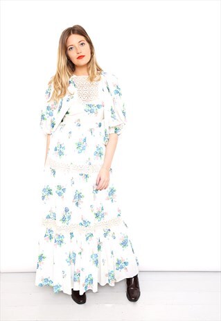 VINTAGE 70S WHITE FLORAL TIERED CROCHET MAXI DRESS