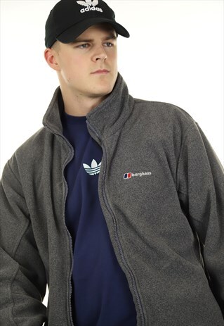 VINTAGE BERGHAUS ZIP UP FLEECE