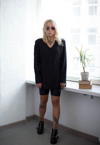 VINTAGE 80'S BLACK BUTTONS UP EMBROIDERED BLOUSE