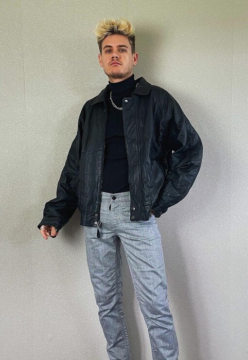 garment image