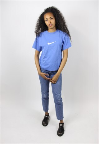VINTAGE NIKE T-SHIRT