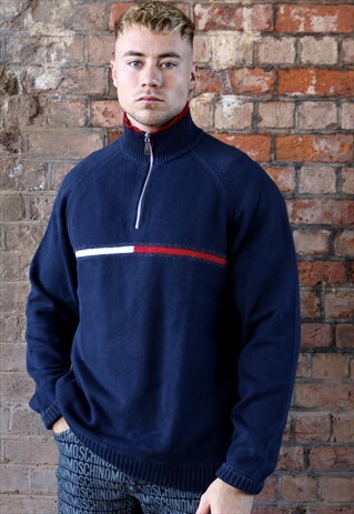 NAVY TOMMY HILFIGER QUARTER ZIP FLAG LOGO QUARTER ZIP SWEAT