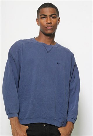 VINTAGE NIKE SWEATSHIRT