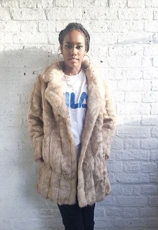 FAUX FUR COAT (1990'S/BEIGE GOLD)