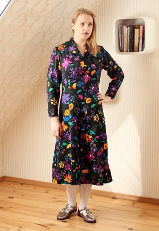 BLACK MIDI BRIGHT FLOWERS DRESS