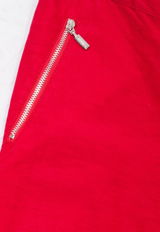garment image