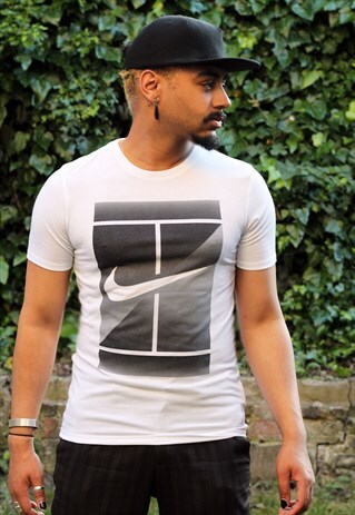 VINTAGE NIKE DRI-FIT T-SHIRT