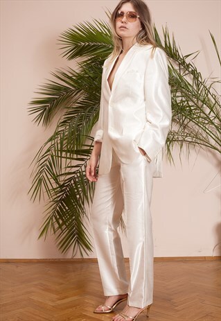 VINTAGE, STUNNING OFF WHITE, TWO PIECE PANT SUIT