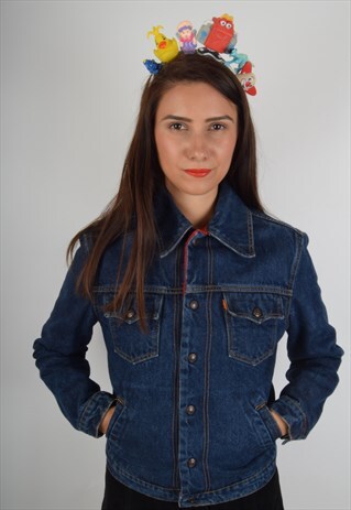 VINTAGE LEVI'S THICK DENIM JACKET (845)